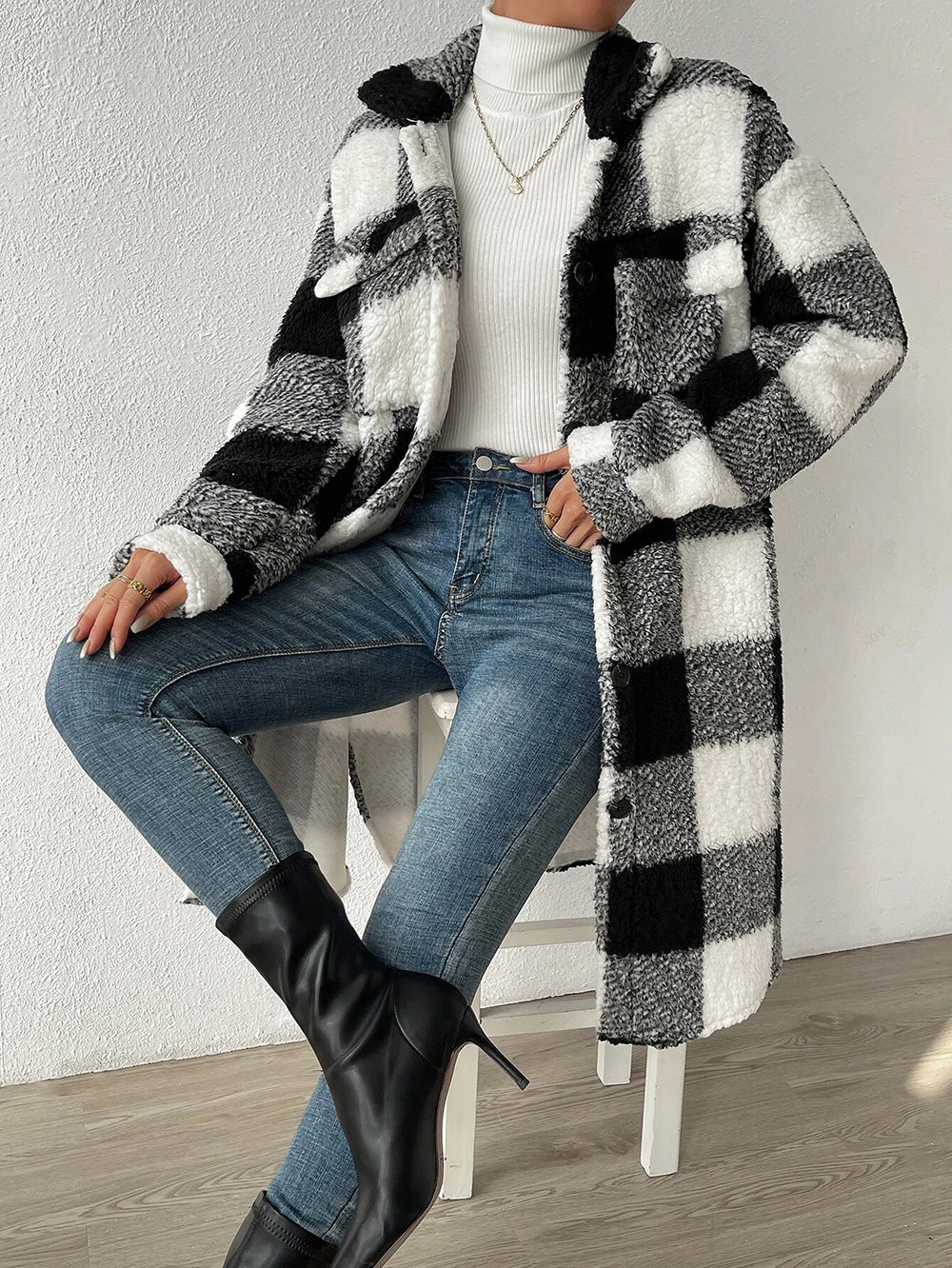 Chic Plaid Polo Collar Coat